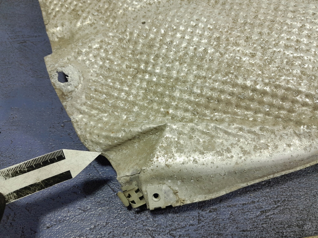 фото №11, Mercedes s w222 lift комплект захист termicznych глушників końcowych