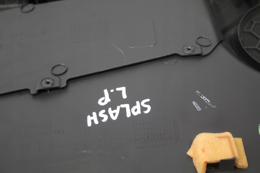 фото №6, Обшивка дверь левый перед suzuki splash