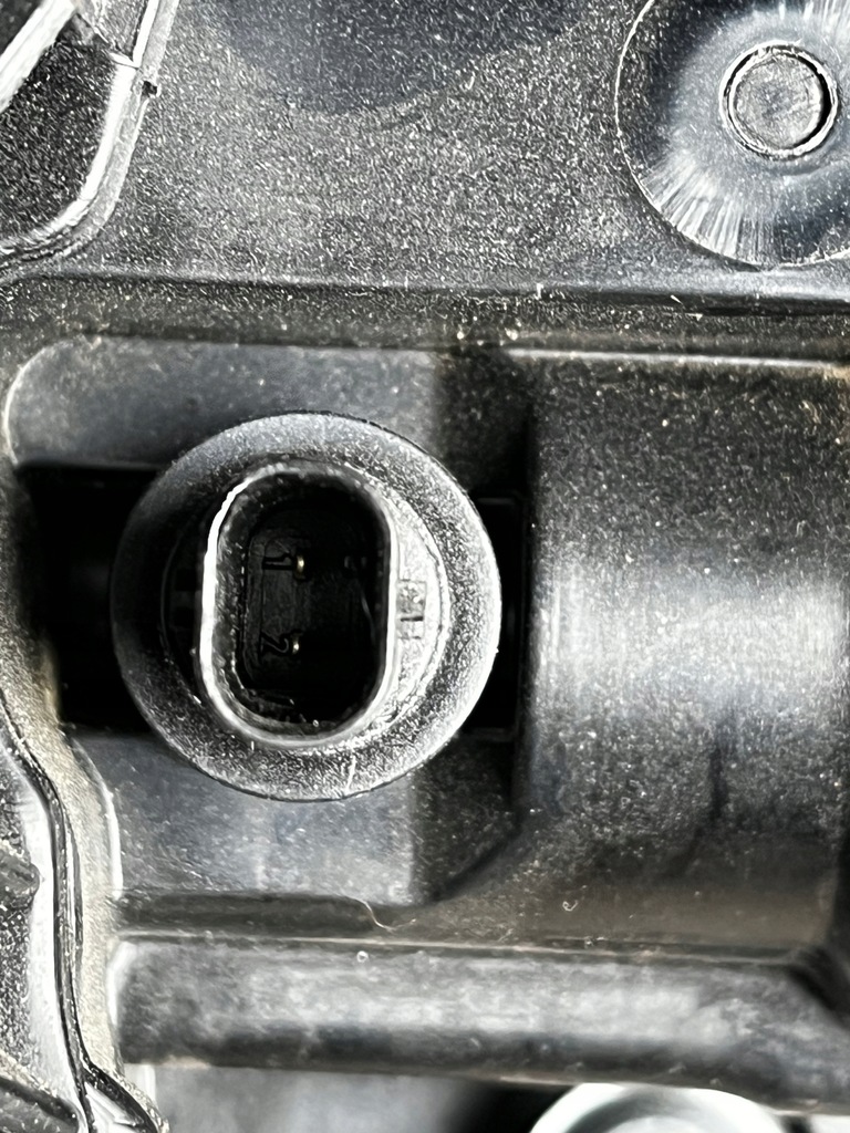 фото №6, 33 audi vw 2.0tdi корпус термостата 05l121111q