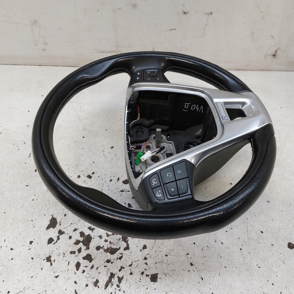 фото №6, Volvo v40 ii r-design 2014 повітропровід шкіряний bardzo гарний стан