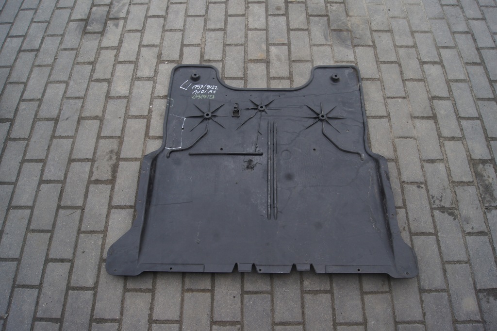 фото №1, Защита pod двигатель audi a1 2q0825236