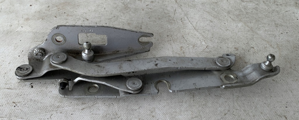 фото №1, # петля кришки задня правий audi a4 b6 b7 sedan