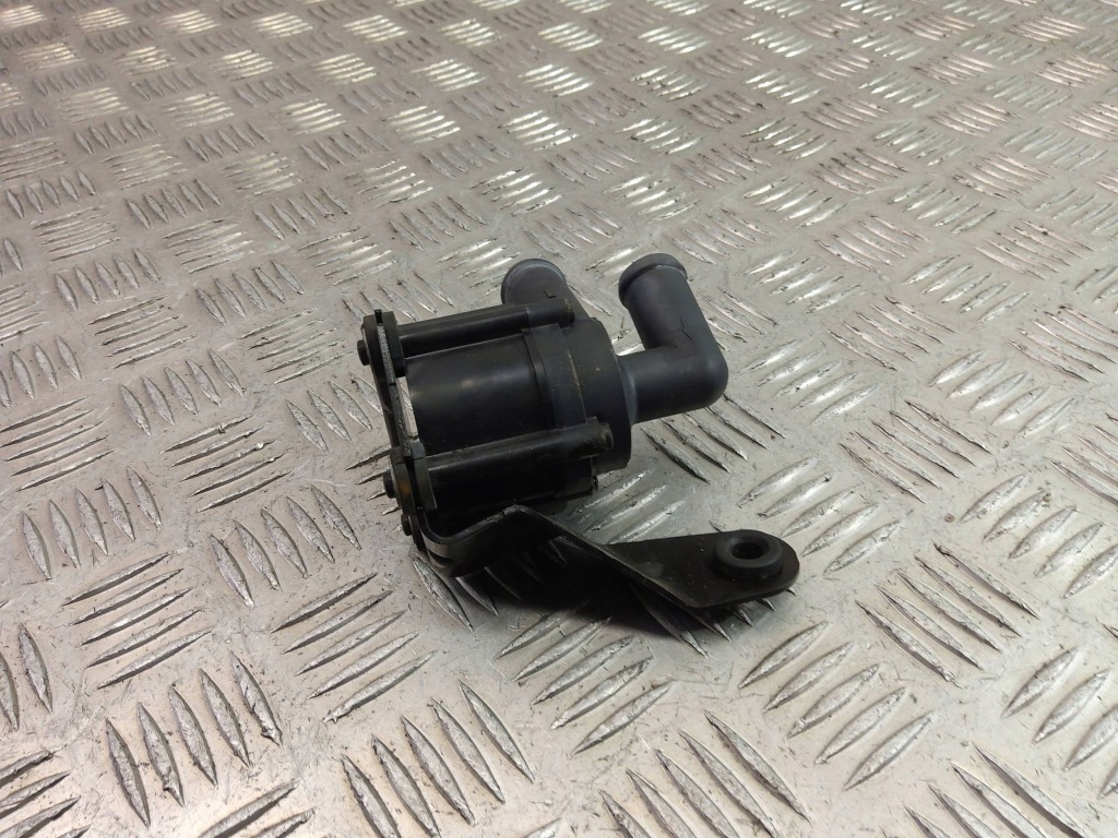 Купить Bmw 7 f01 f02 f03 f04 2014 насос циркуляции / циркуляция воды