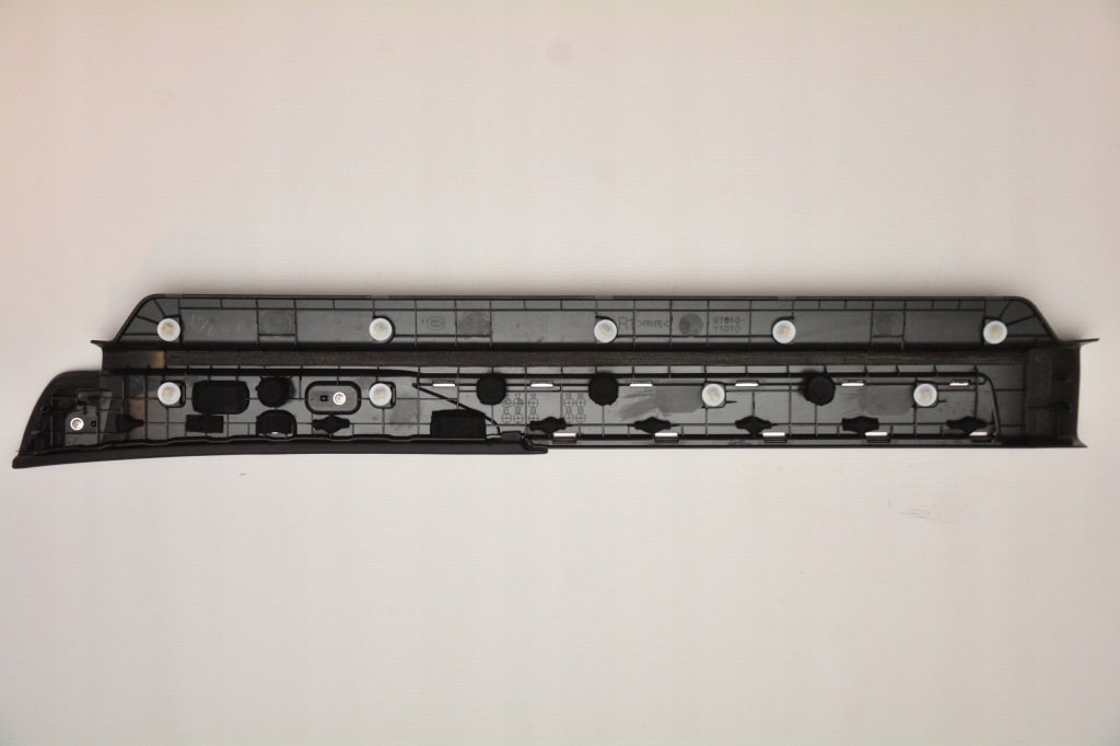 Накладка накладка поріг правий lexus lc500 lc500h оригінал !!! Зі Шроту