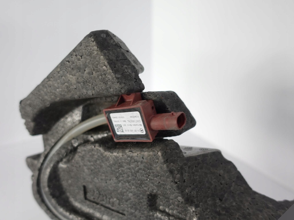 фото №10, Mercedes cls c257 x257 датчик+ абсорбер перед