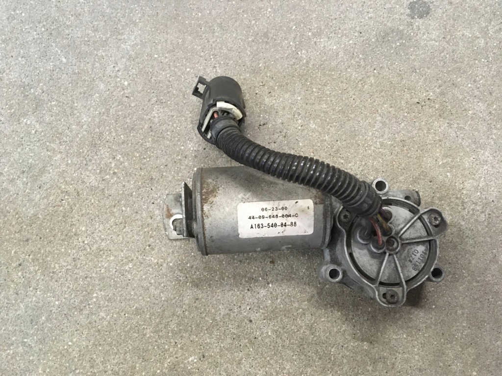 фото №1, Двигатель моторчик редуктор редуктор mercedes w163 a1635400488 łódź