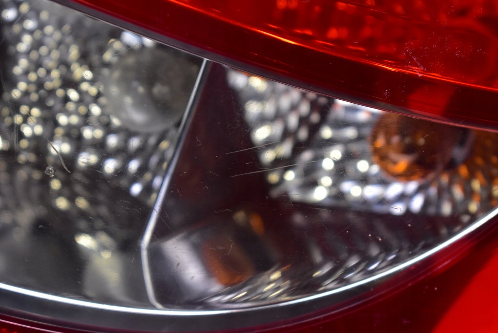 фото №9, Лампа правая задняя задняя 8200700047 renault thalia 2 ii 08-12