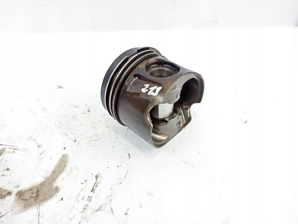 фото №7, Mercedes-benz cls c219 2005 поршни