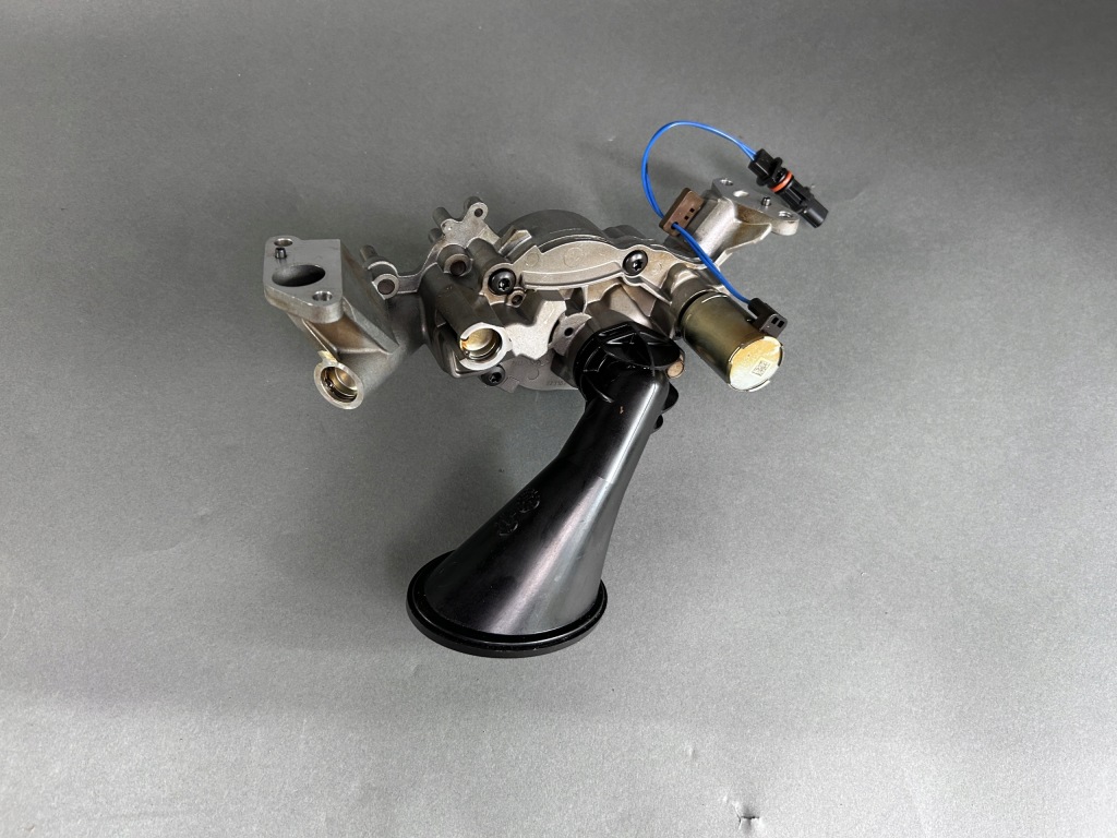 фото №1, Насос оливи chrysler pacifica 3.6 04893782