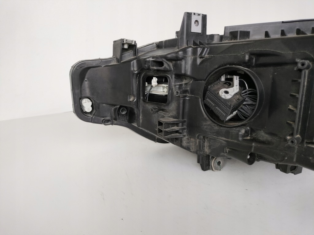 Лампа правая фара bmw 3 f30 f31 15- lift full led адаптивный Недорого