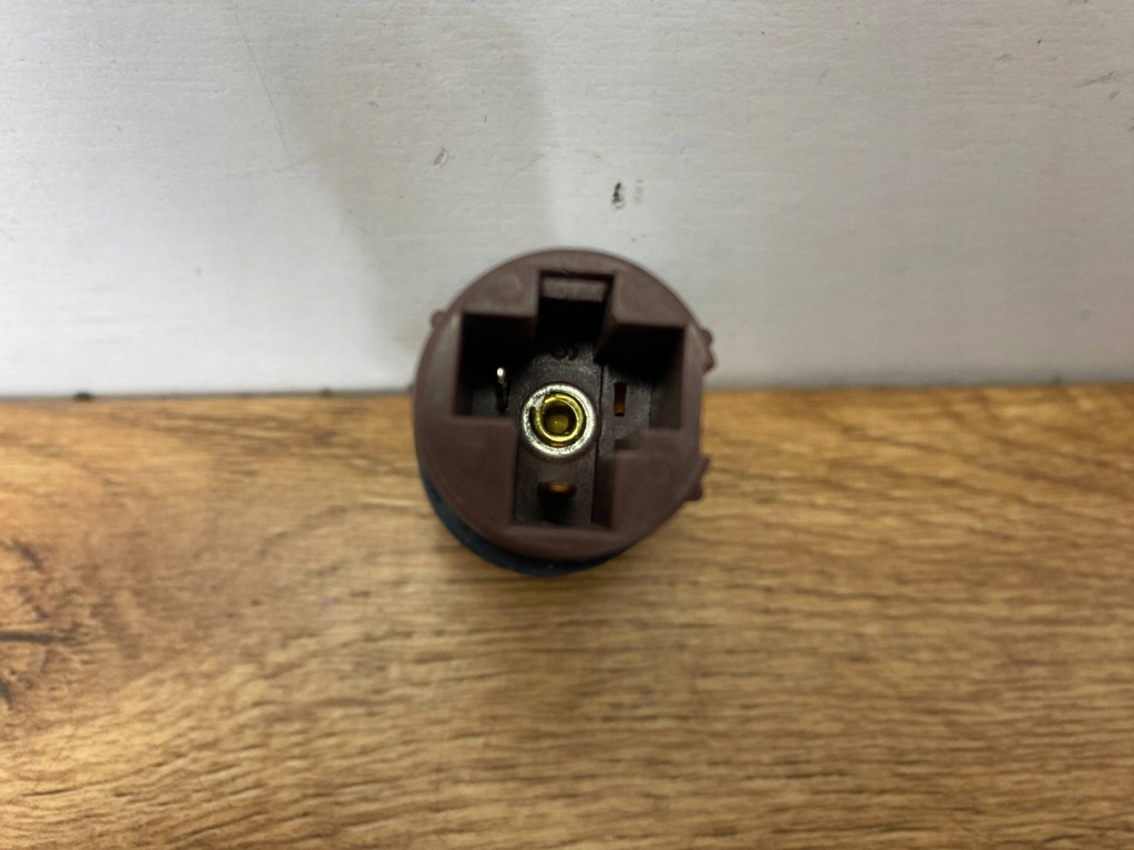 Разъём прикуривателя chevrolet corvette c6 2005+ с Разборки