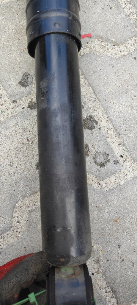 Амортизатор задний clio iv 562109815r Недорого