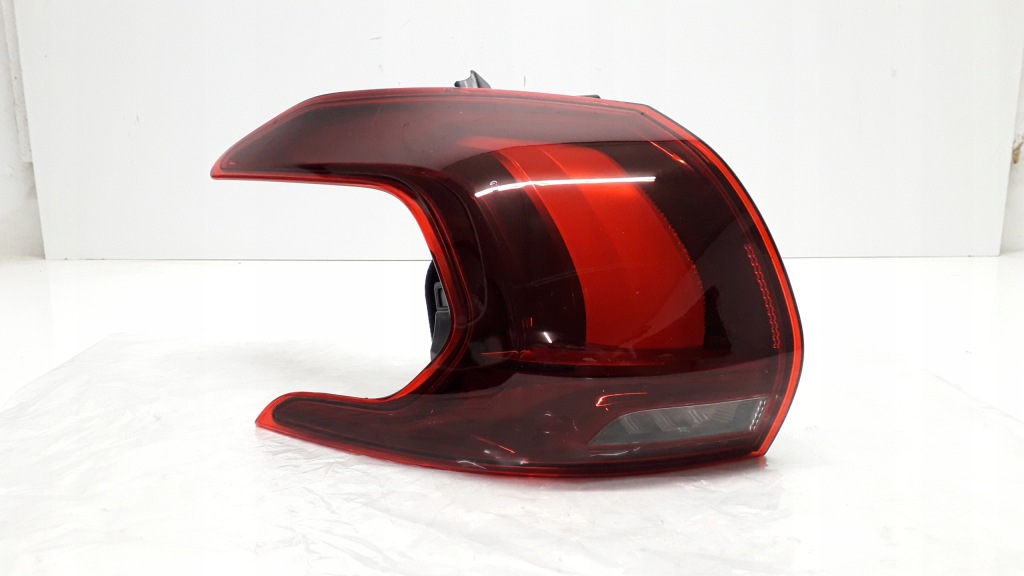 Peugeot 2008 рестайлінг  16- фара ліва задня led - оригінальна - нова 9826730480 Ціна