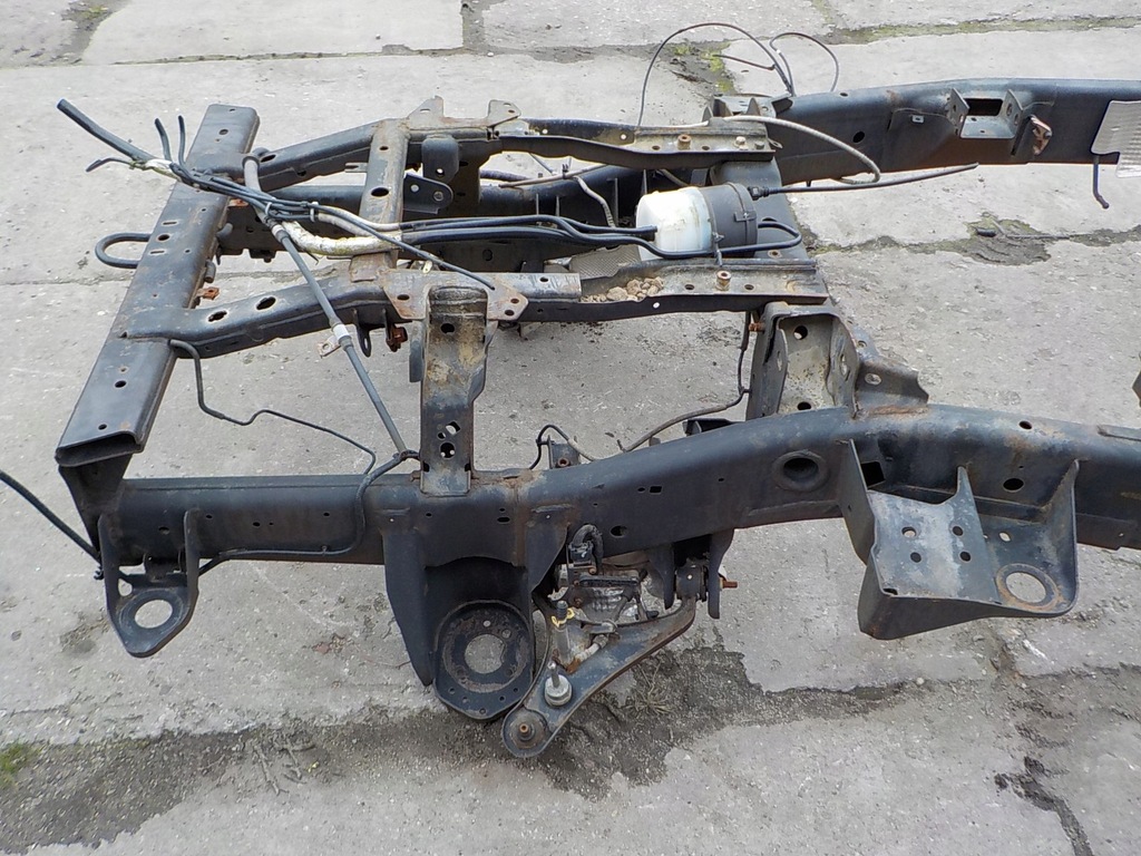 фото №8, Land rover discovery рама cała