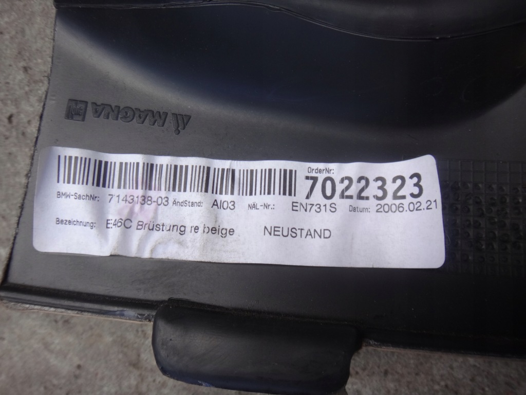 Обшивка правая  задний задний bmw e46 кабриолет  бежевый с Разборки