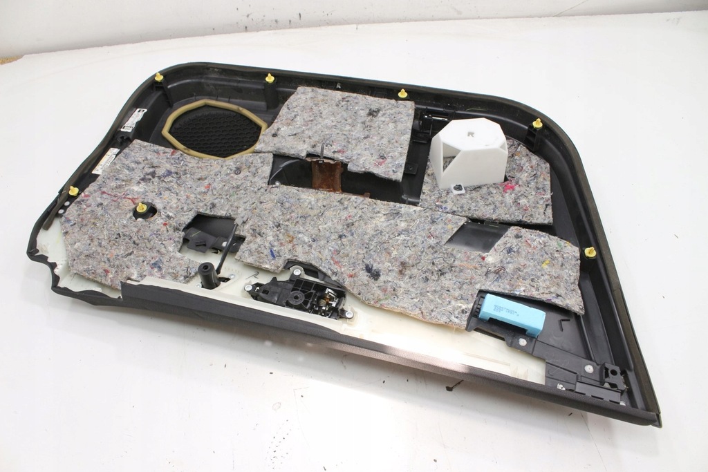 фото №8, Обшивка правый перед nissan maxima a35