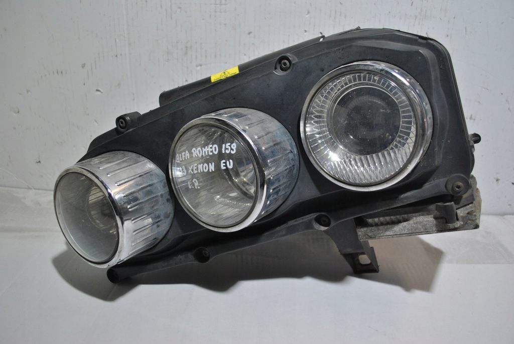 фото №1, Лампа передняя левый перед alfa romeo 159 ксенон eu