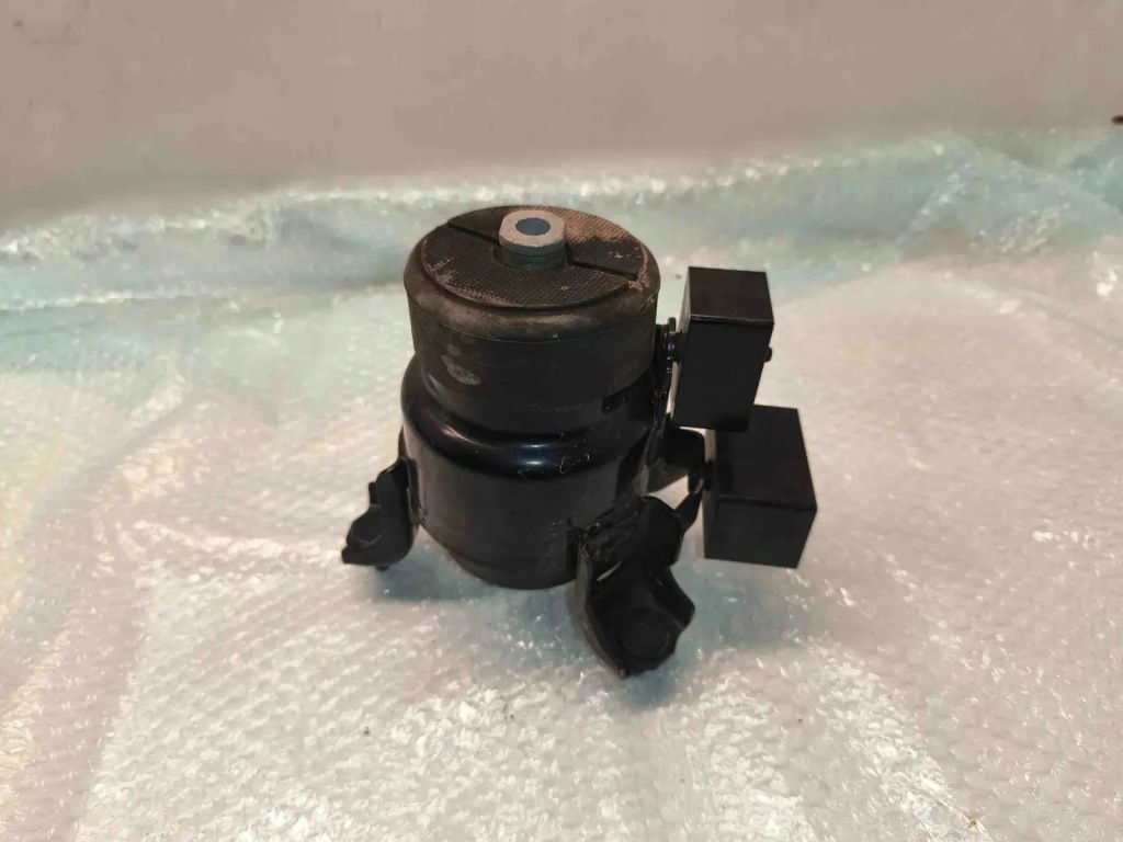 Купити Кронштейн двигуна lexus rx v 1236125130