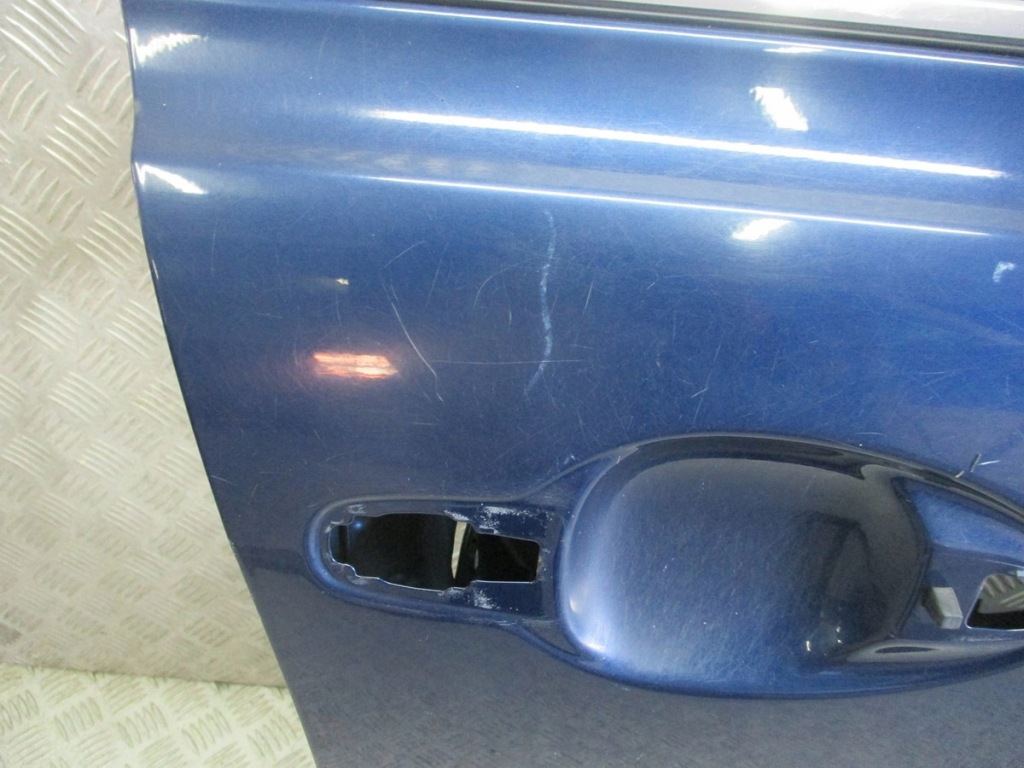 фото №7, Дверь правый перед toyota avensis t25 8p4