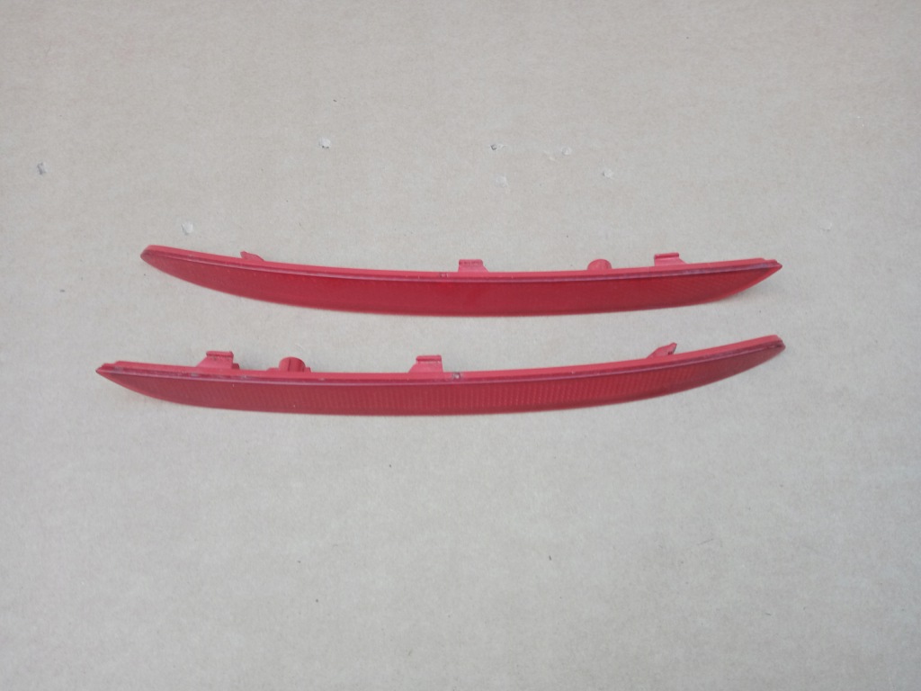 фото №1, Mercedes w243 правый левый отражатель бампера