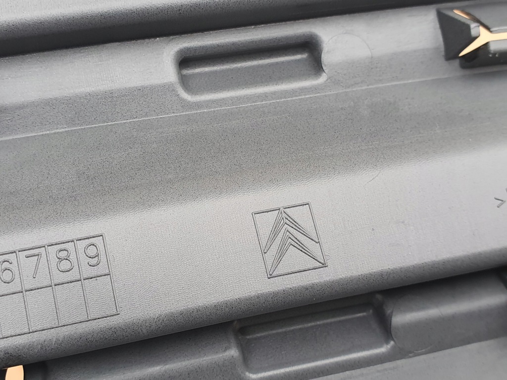 фото №10, Решітка радіатора решітка радіатора радіатора citroen c1 ii 14-