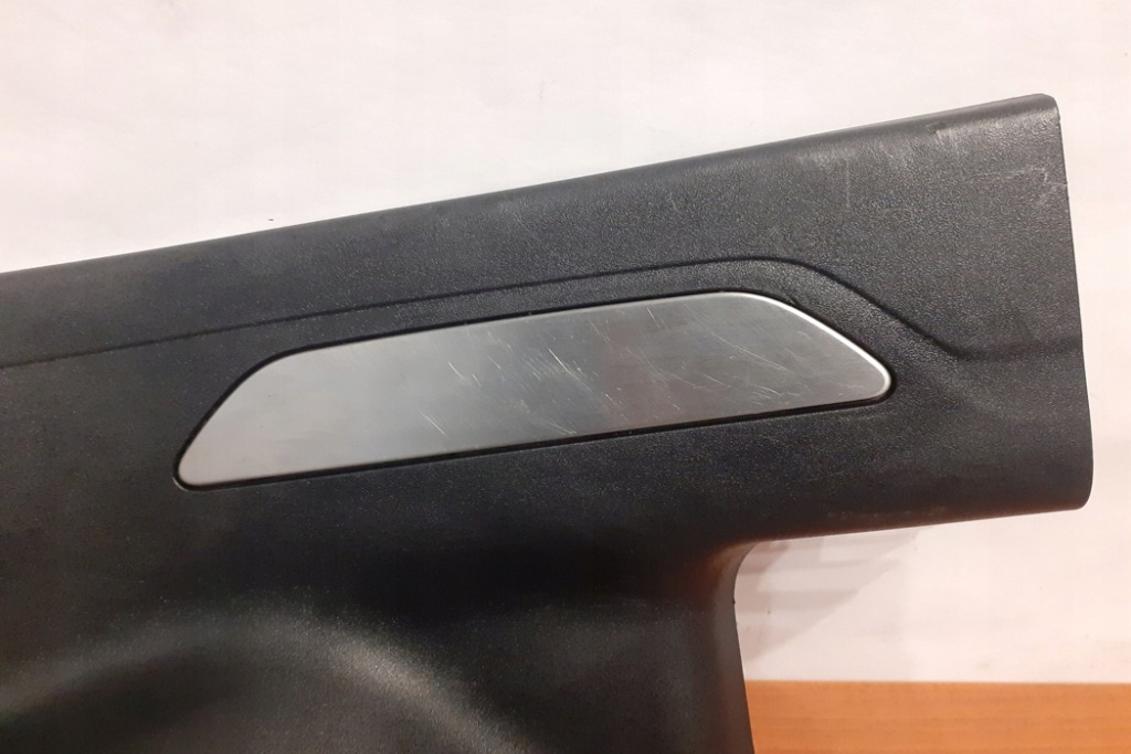 фото №8, Задняя левая молдинг порог jaguar xf x260 gx6313245b 3.0l дизель 221kw