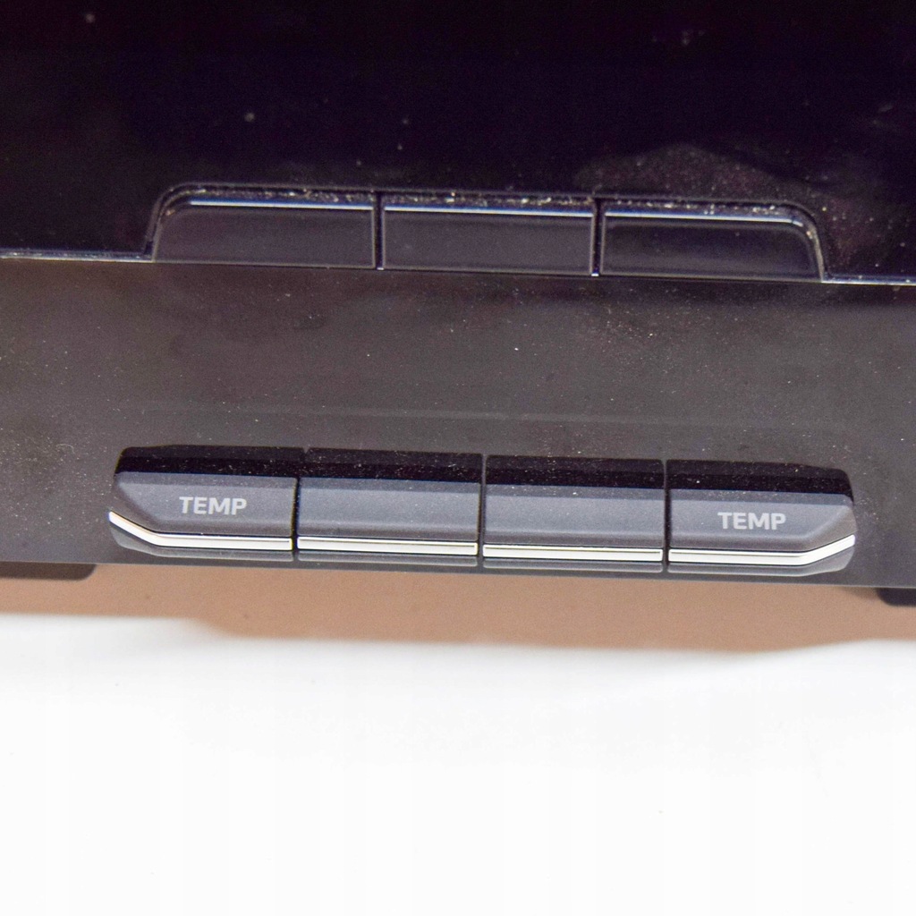 фото №6, Toyota bz4x 2024 панель / радиопроигрыватель cd/dvd/gps