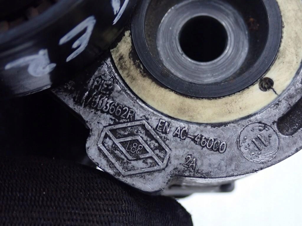 фото №3, Натяжитель ролик ремень оригинал dacia duster i 1.5 dci 11r