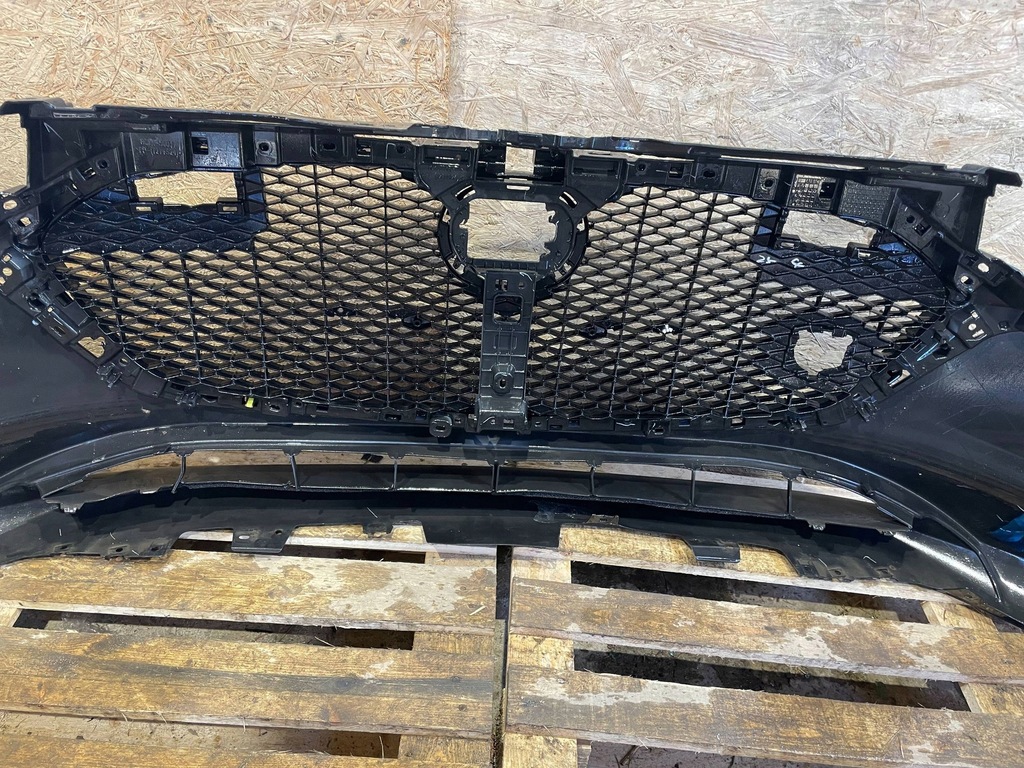 фото №7, Mazda 3 bp 4 iv 19- hb бампер перед передній решітка радіатора решітка