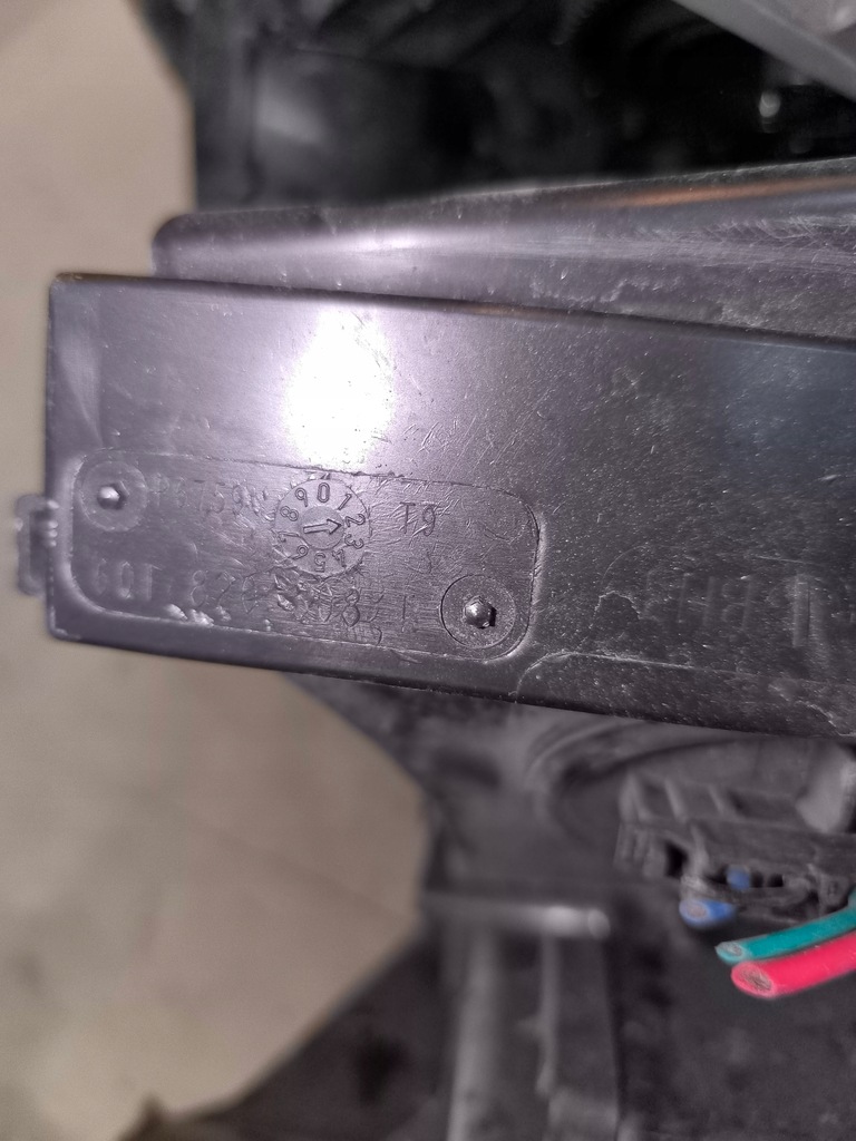 фото №7, Корпус обігрівача 6q1819303b skoda rapid ii 1.4d+wentylator+ двигуни