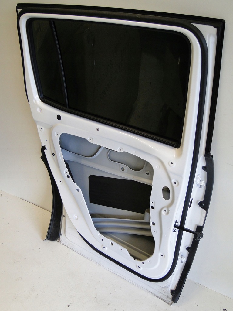 фото №10, Mercedes дверь задние левая белый 149 задняя 2024 glb x247 247