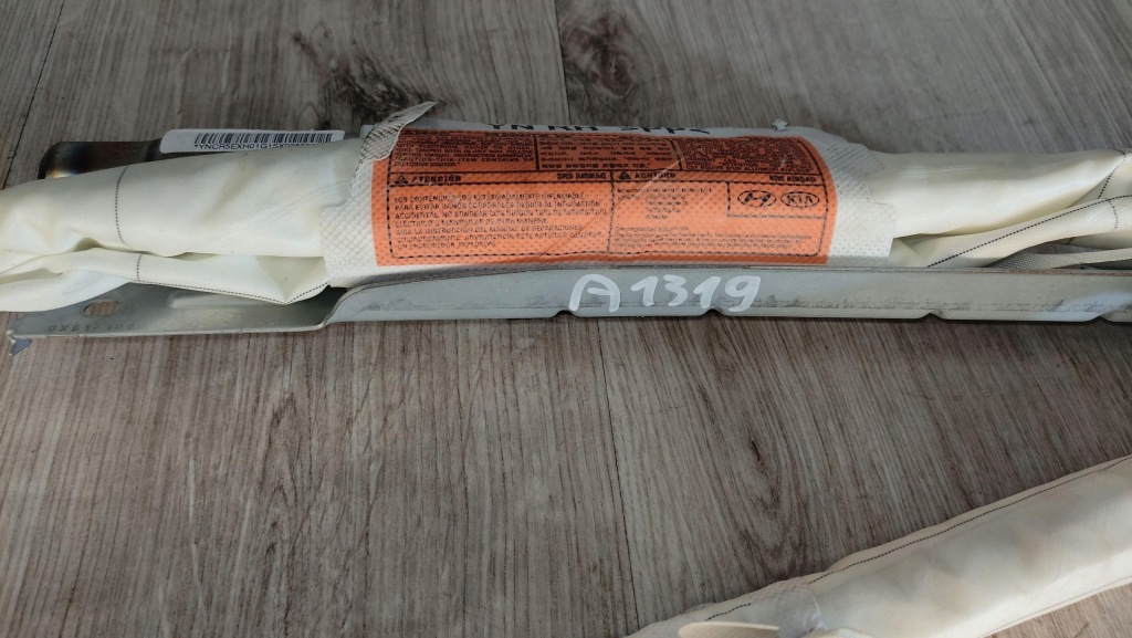 фото №3, Kia venga ix20 шторка безопасности подушка безопасности правая 610921500