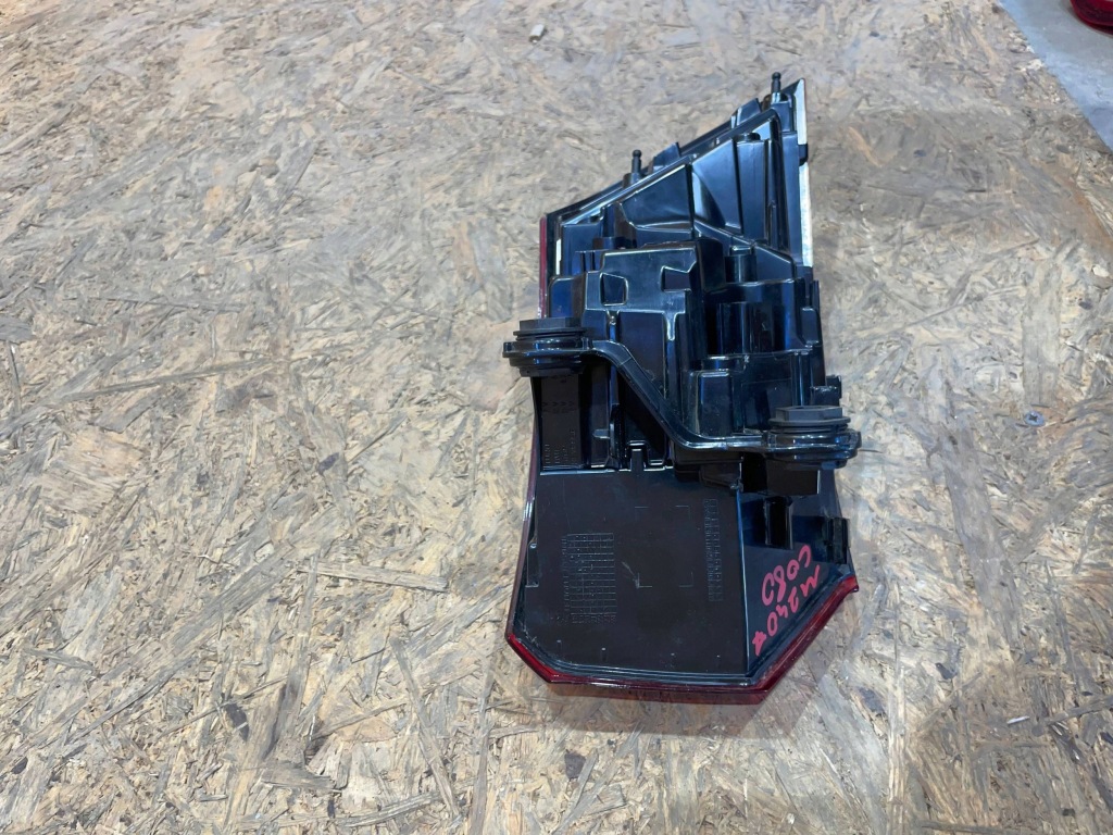 фото №8, Vw golf viii 8 20-24 лампа левая задняя задняя iq light