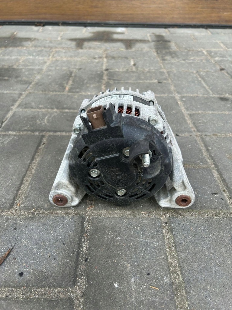 Opel corsa e генератор axs 130a 13520810 Доставка