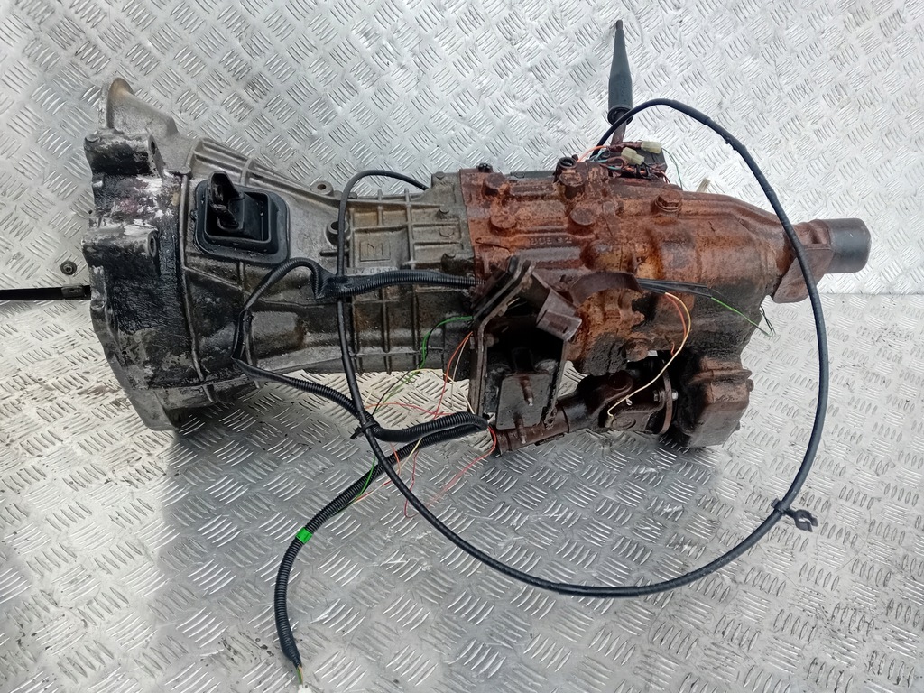 фото №10, Isuzu trooper 2.3d коробка передач коробка передач 71070558