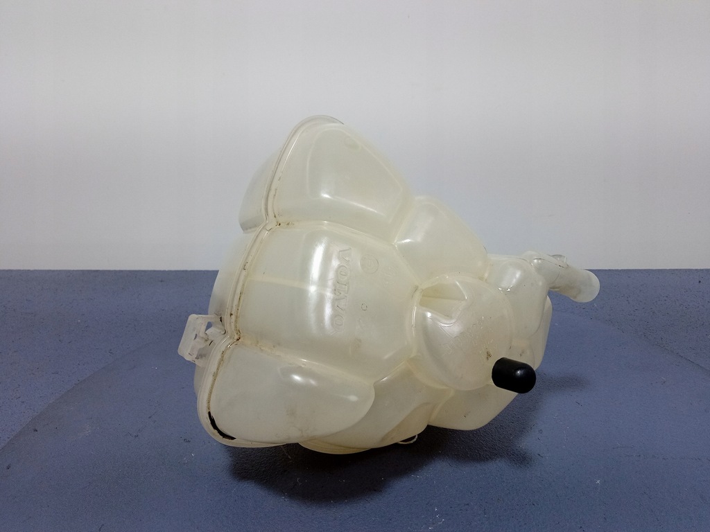 фото №4, Volvo v90 ii 2.0d бачок расширительный 31338291