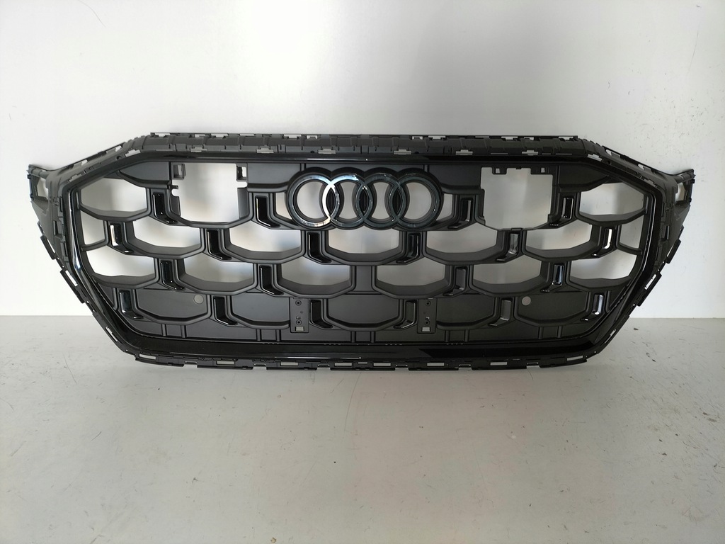 фото №1, Решітка радіатора решітка решітка радіатора audi q8 sq8 s-line lift 23- black