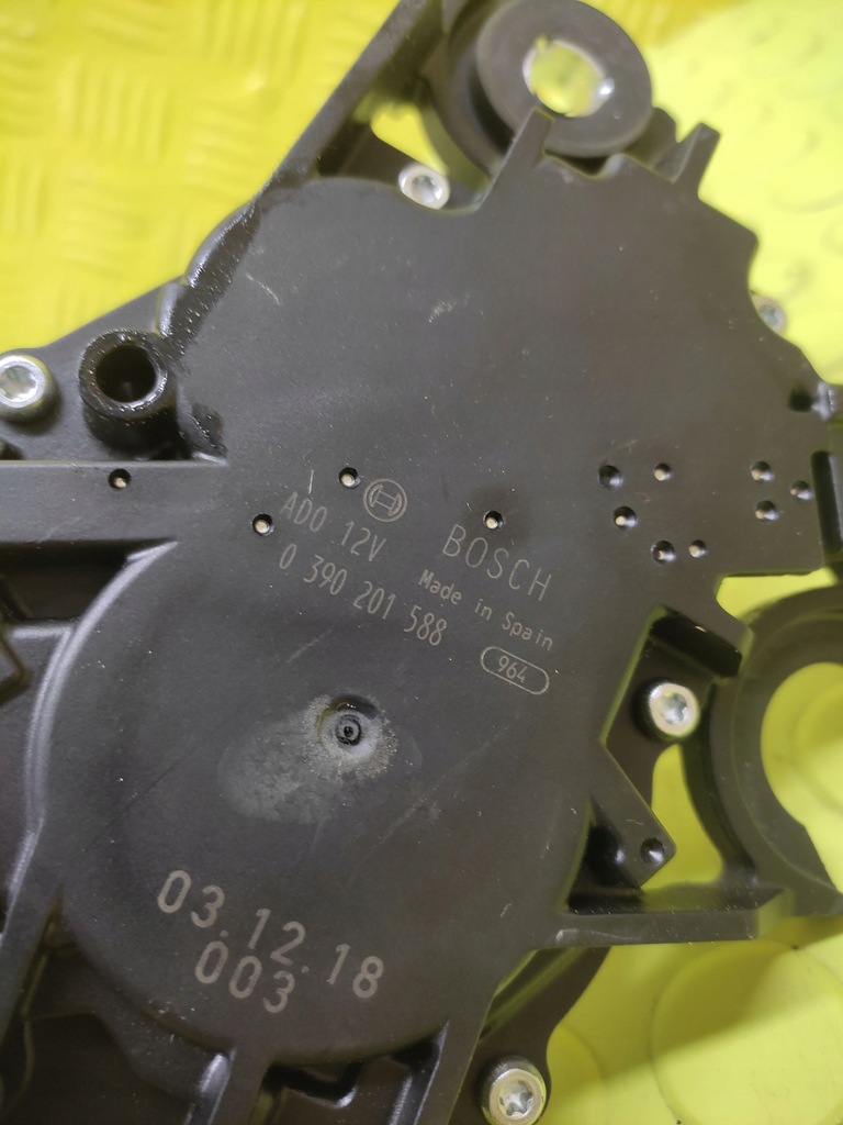 фото №7, Mazda 3 моторчик дворники задняя 0390201588