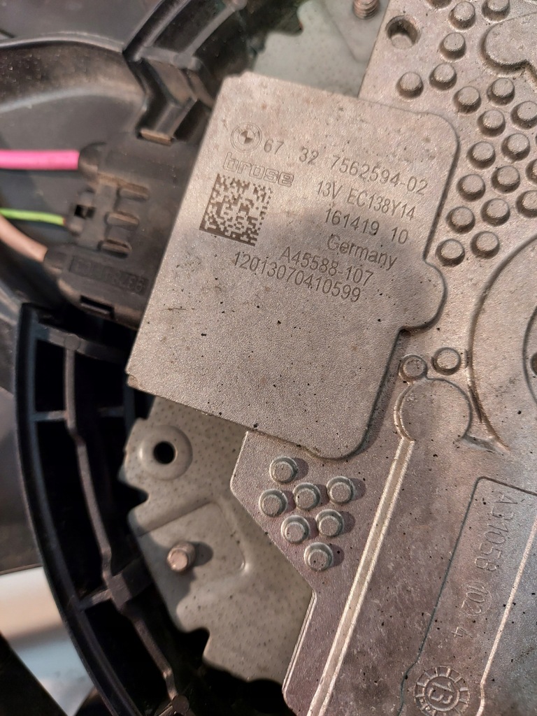 фото №5, Bmw x3 f25 x4 f26 вентилятор вентилятор радіатор 400w