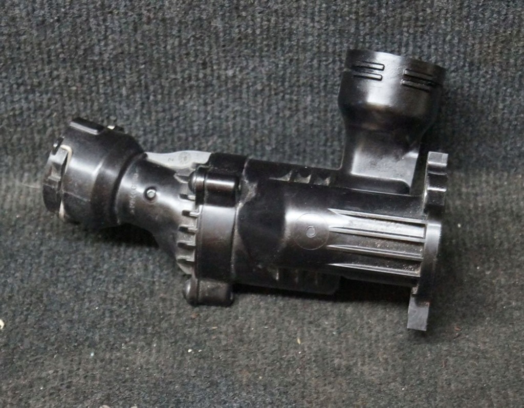 фото №1, Audi a6 s6 c7 4g 2015 термостат