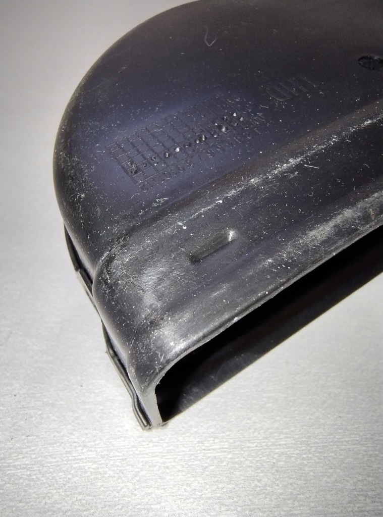 Канал впуск впуск воздуха mercedes a-klasa 1688300446 Киев