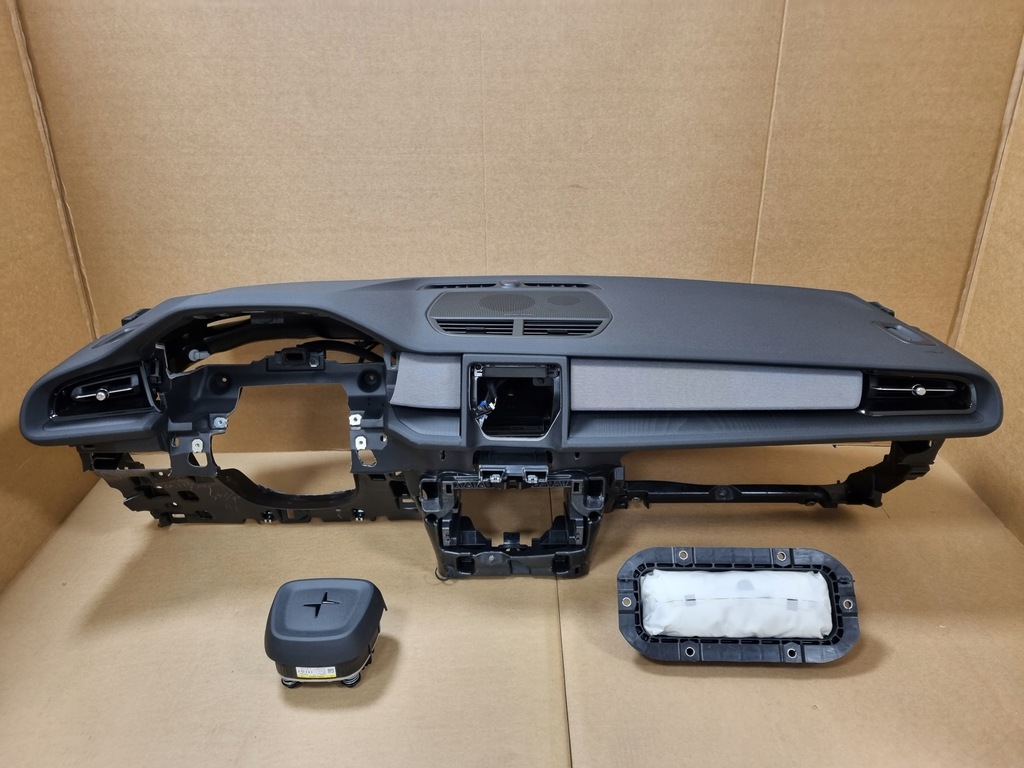фото №5, Polestar 2 приборная панель консоль air bag водитель пассажир оригинальная