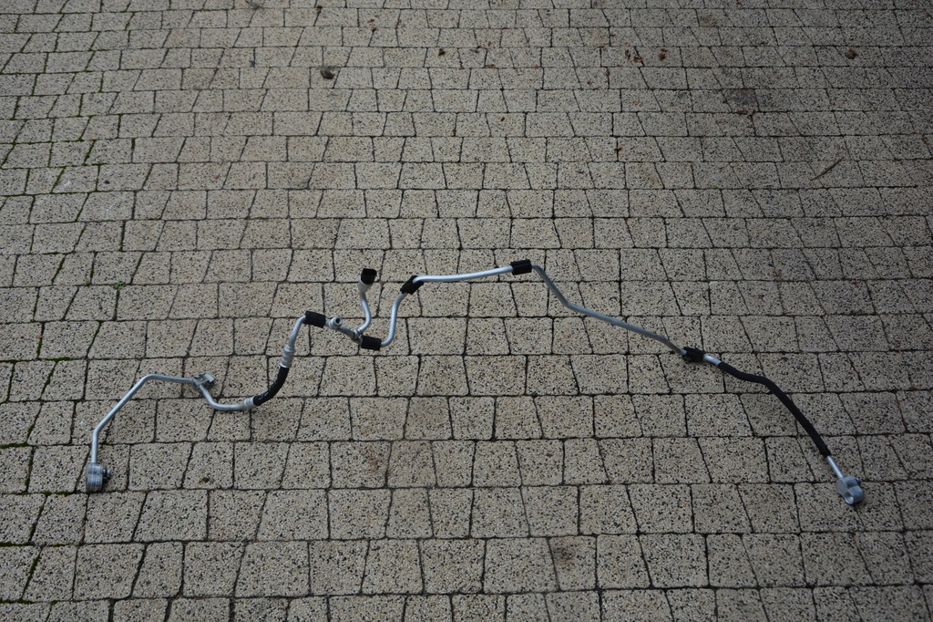 фото №1, Шланг трубка кондиционера vw jetta 5c0816741l