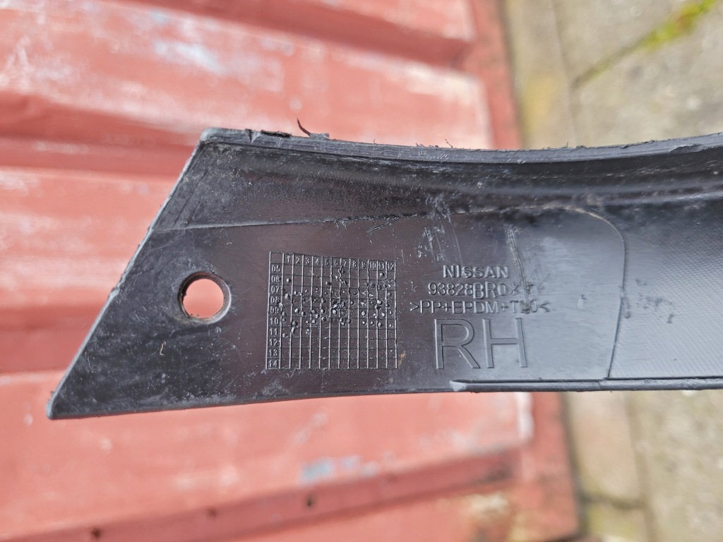 фото №6, Молдинг крила права задня задня nissan qashqai 1 2006-2013