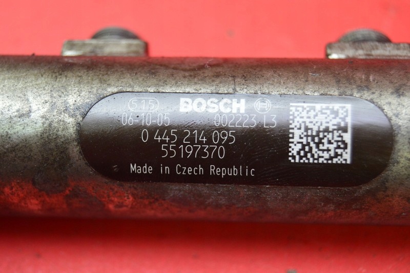 фото №7, Молдинг впрыскная 55197370 0445214095 alfa romeo 159 1.9 jtd 120 km 05-11