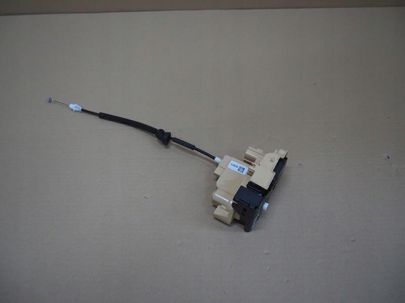 фото №1, Замок двері лівий задня alfa romeo giulia 50536550