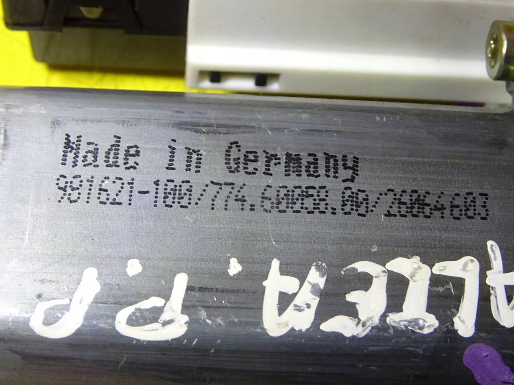 фото №6, Моторчик стекло правый перед seat altea xl 1k0959793c / 5p0837402 nr101