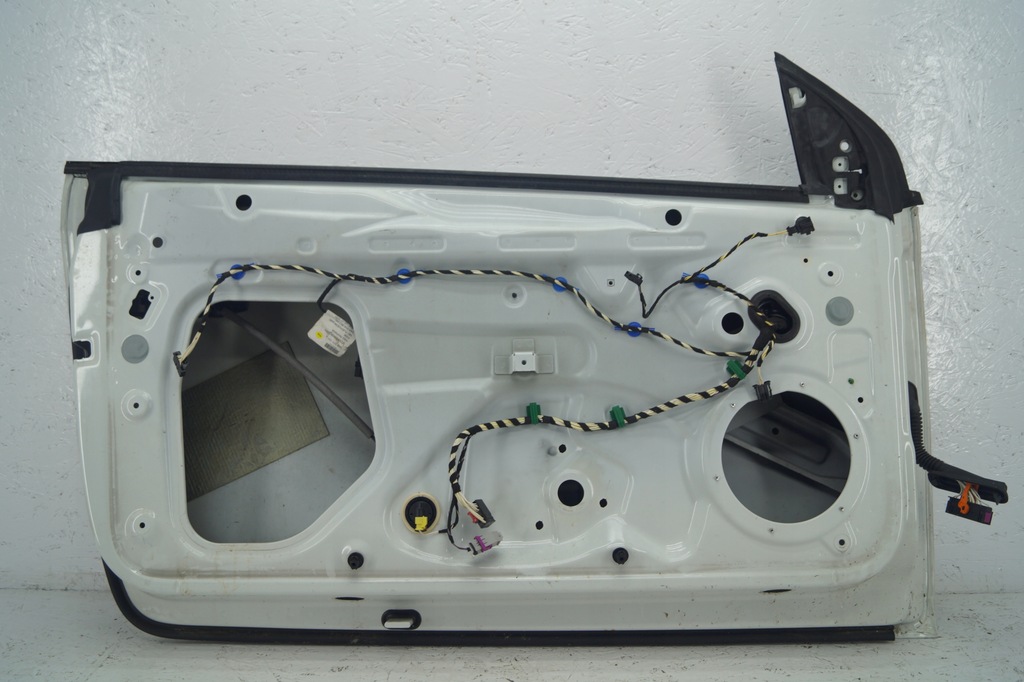 фото №13, Дверь левый перед vw golf vi cabrio lc9a