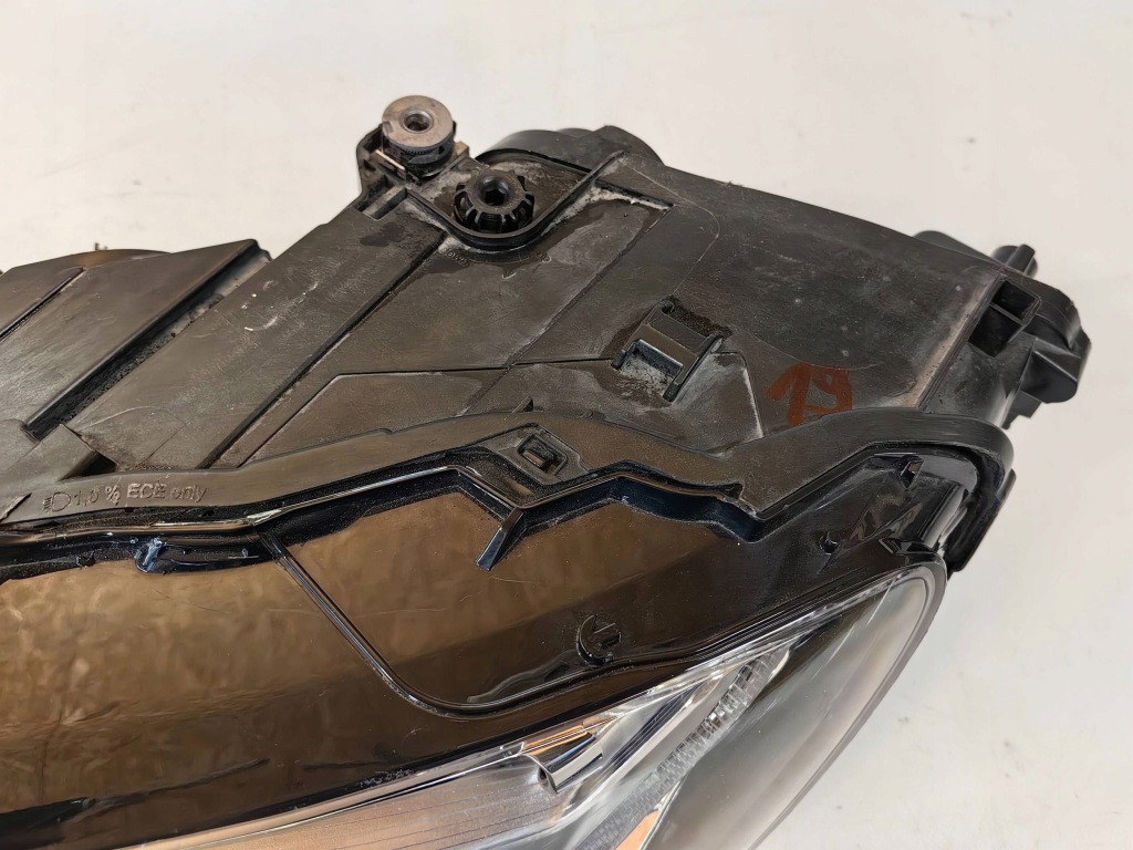 Audi q7 4m matrix - фара full led ліва cała polecam в Україні