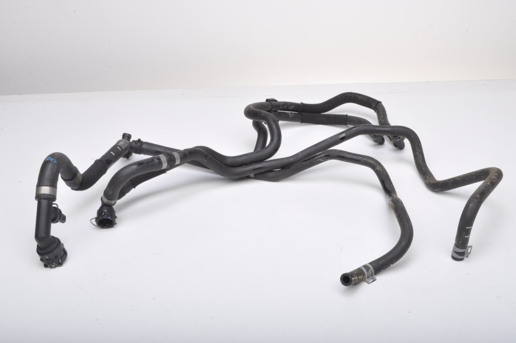 Купити Volvo xc60 ii b5 труба патрубок шланг дроти води 32249719